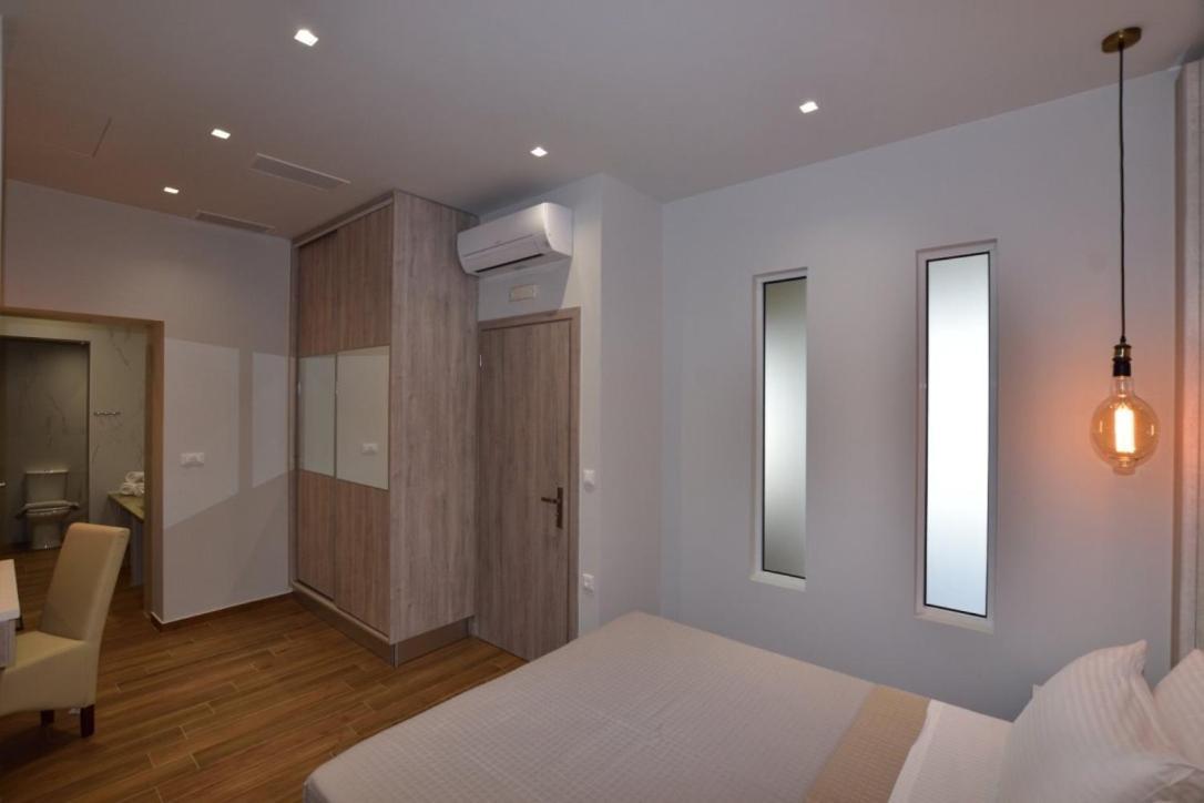Gonis Grand Luxury Suite Palaiochora Luaran gambar