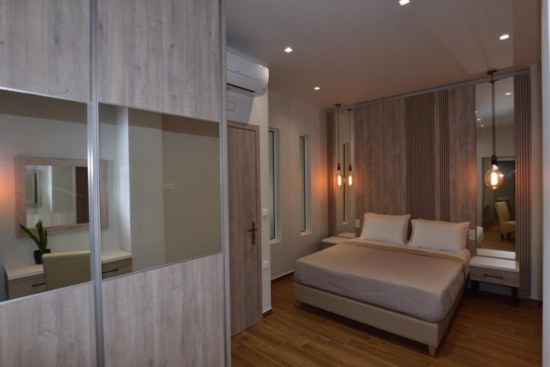 Gonis Grand Luxury Suite Palaiochora Luaran gambar